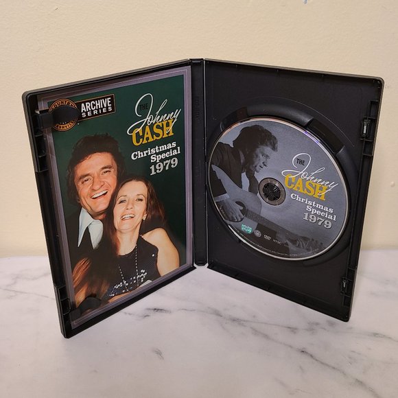 Johnny Cash Christmas Special DVDs & Most Famous Hits CDs - Picture 6 of 11